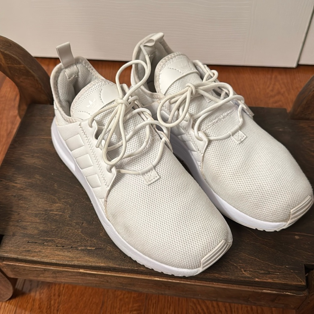 White Adidas Sneakers big kids